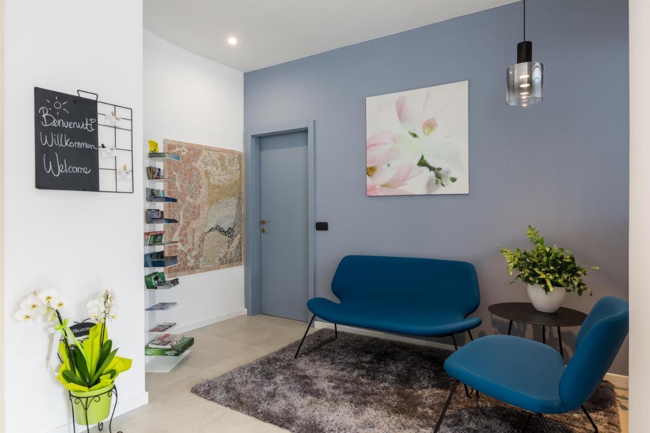 New Garden Hotel Torbole Sul Garda Bagian luar foto