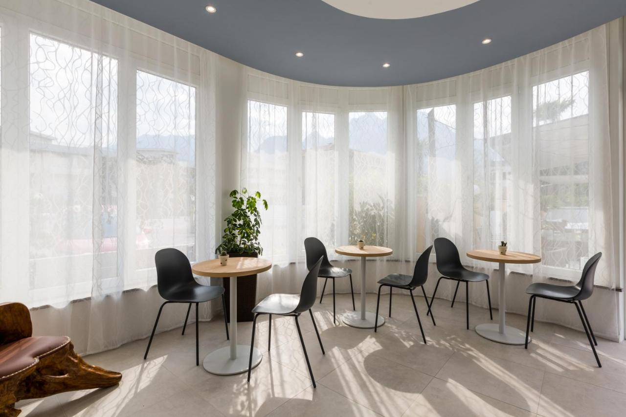 New Garden Hotel Torbole Sul Garda Bagian luar foto