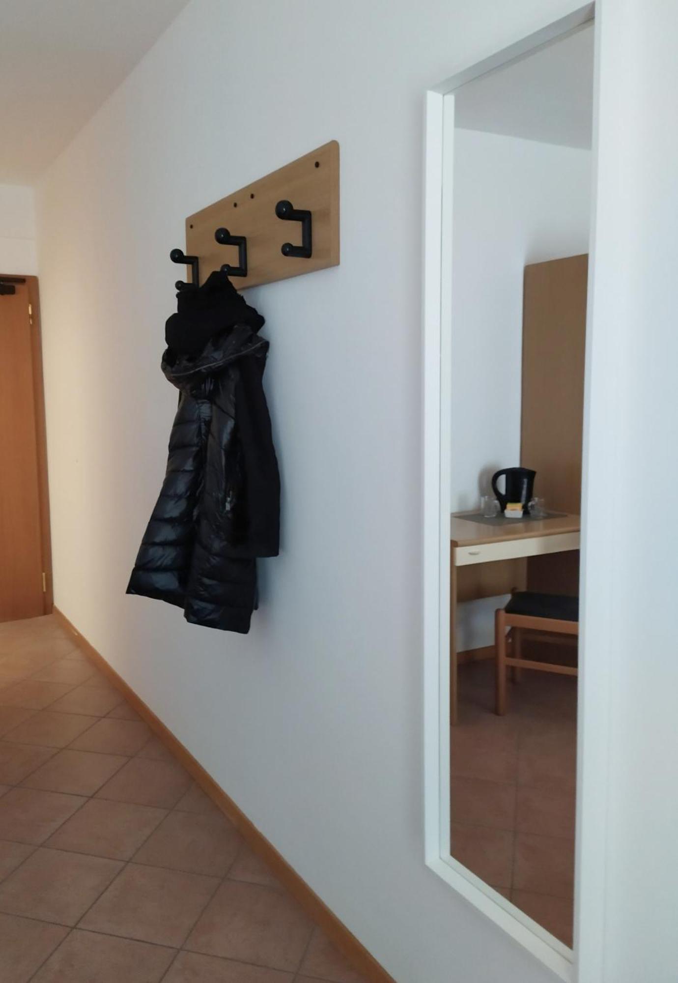 New Garden Hotel Torbole Sul Garda Bagian luar foto