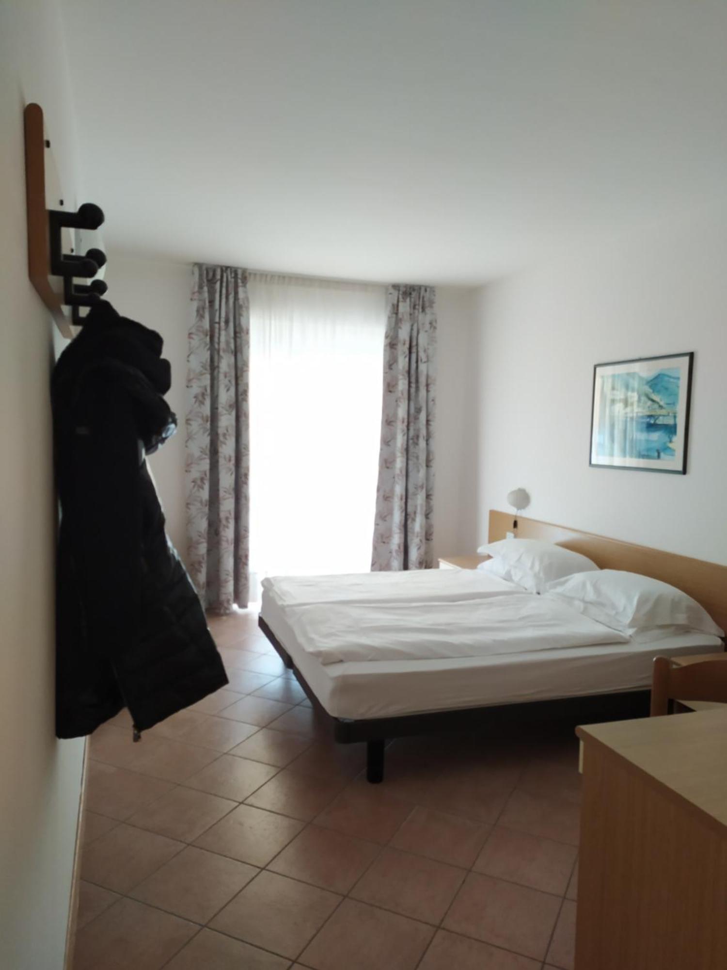 New Garden Hotel Torbole Sul Garda Bagian luar foto